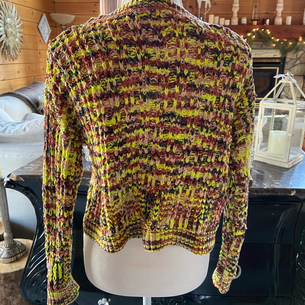 Sweater - Picture 5 of 5